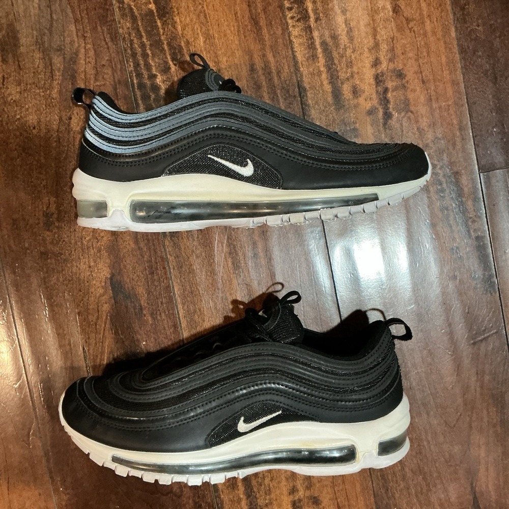 Nike Air Max 97  Black/White Shoes Pre-owned SZ 8.5 921826-001 Good Cond No box